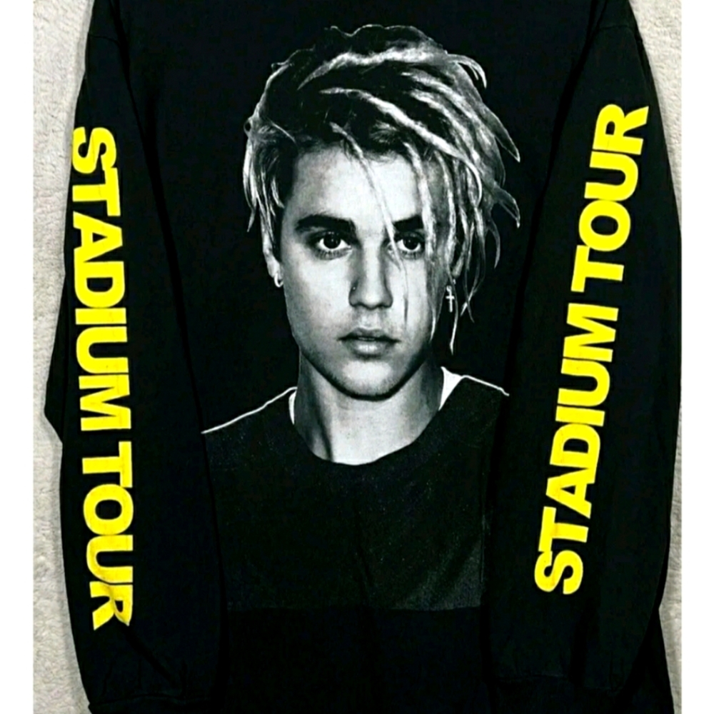 Justin Bieber Stadium Tour long Sleeve shirt Large